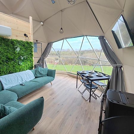 Little River Glamping Ballymoney Εξωτερικό φωτογραφία