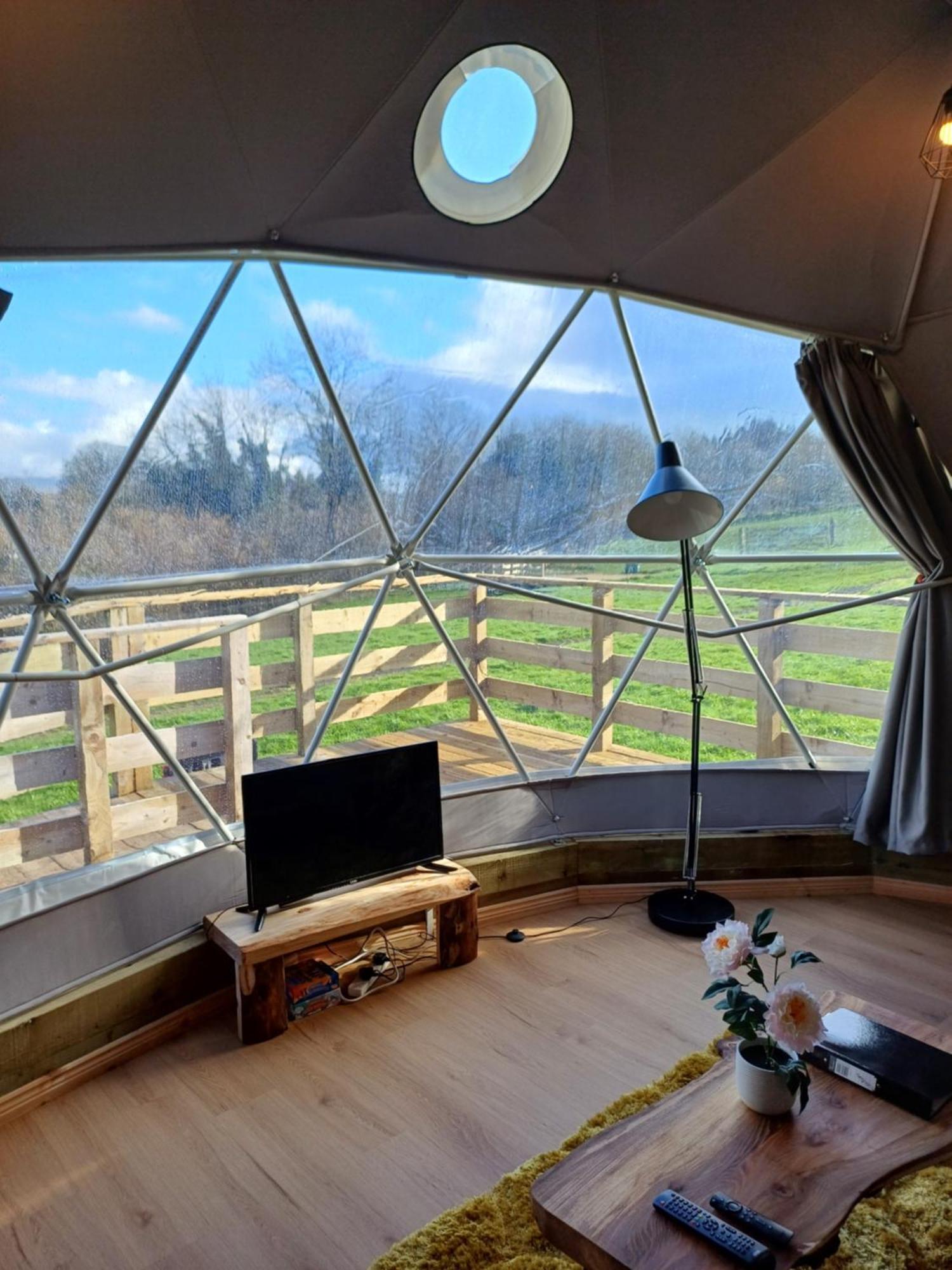Little River Glamping Ballymoney Εξωτερικό φωτογραφία