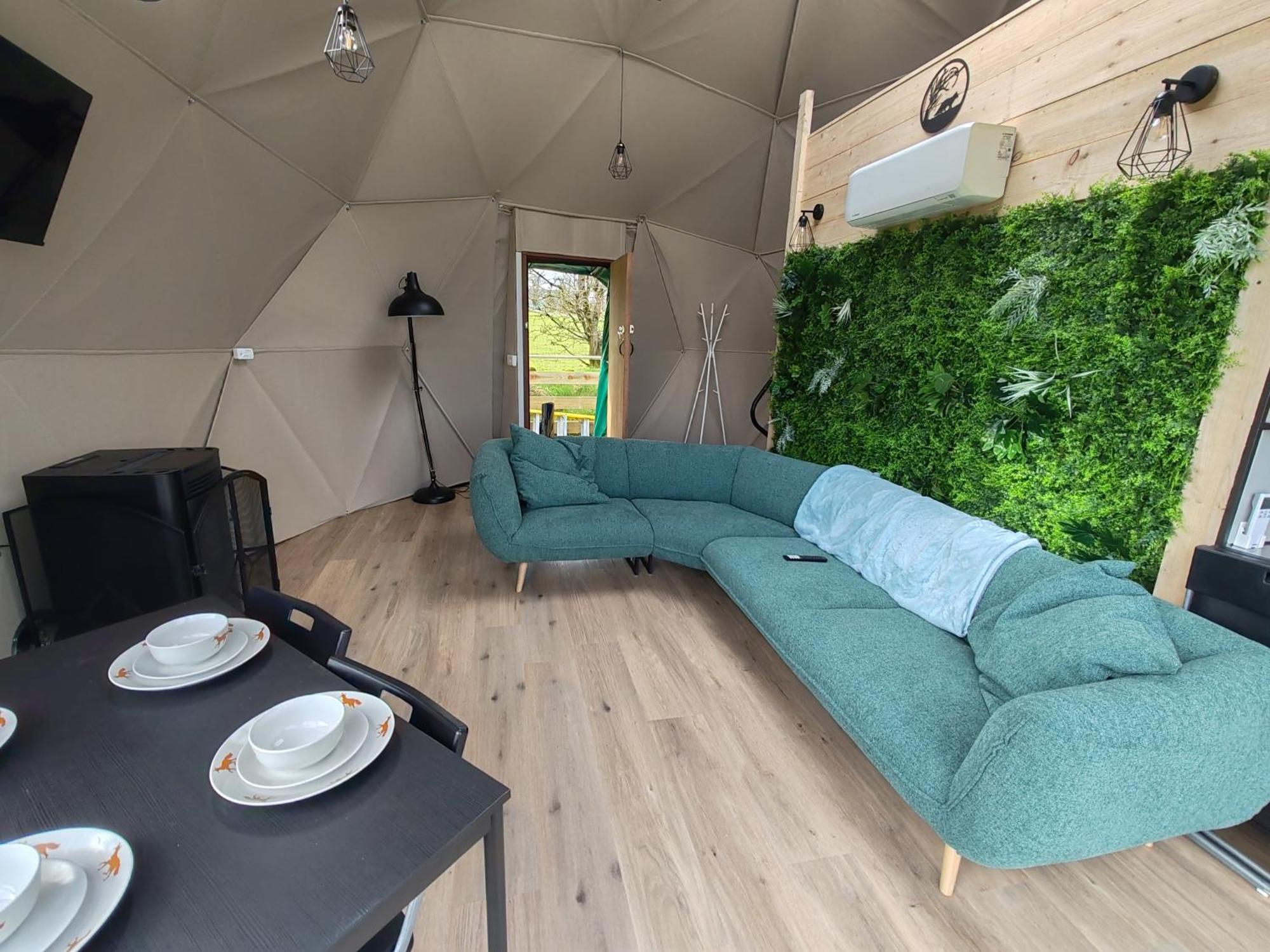 Little River Glamping Ballymoney Εξωτερικό φωτογραφία