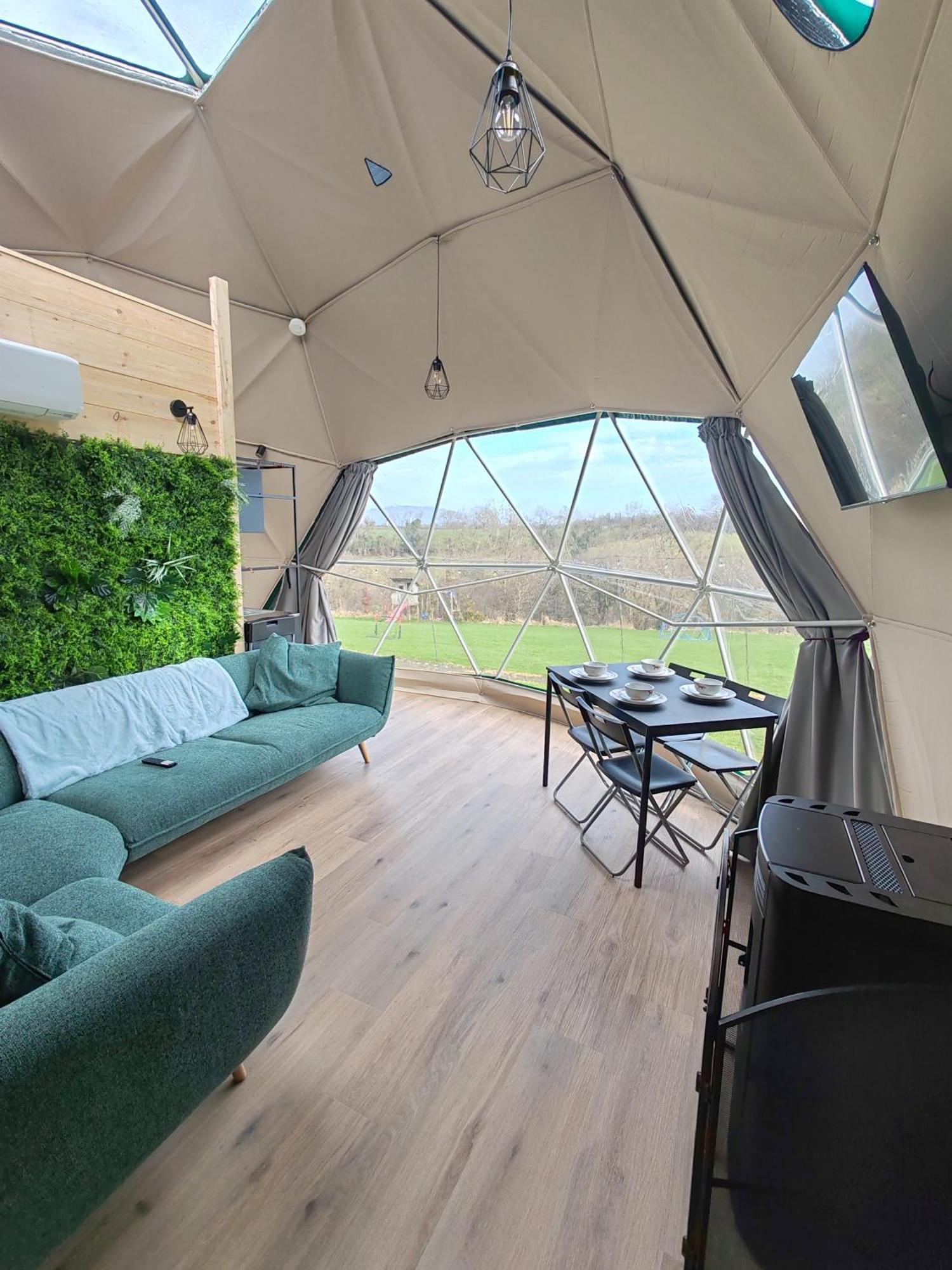 Little River Glamping Ballymoney Εξωτερικό φωτογραφία
